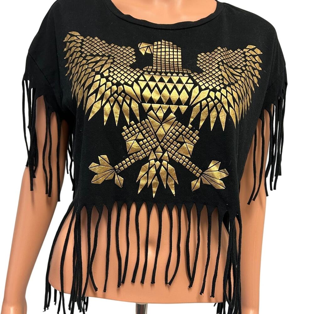 Freeze Black &  Metallic Gold Eagle Fringe cropped tshirt sz M 7/9